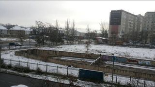 В Бишкеке выпал снег (фото)