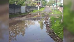 В Сокулуке на ул.Интернациональная не работает дренажная система, вода топит улицы (фото)