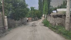 В селе Сары-Талаа не доделав дорожные работы перевезли технику в другое село (фото)