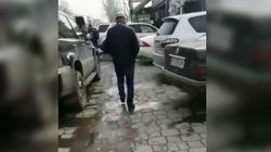 На улице Курманжан Датки пешеходам негде ходить, - горожанка <i>(видео)</i>