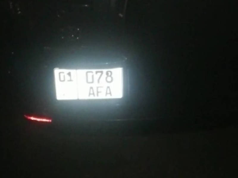 На пересечении Боконбаева - Шевченко водитель «Тайоты» припарковался на «зебре»