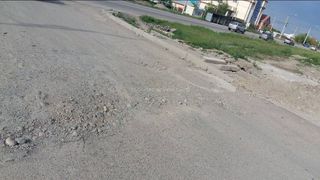 Когда доделают ремонт дороги на ул.Молдокулова? - житель Бишкека (фото)