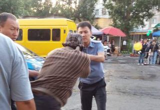 В Бишкеке произошел конфликт между милиционерами и иностранцами <i>(видео)</i>