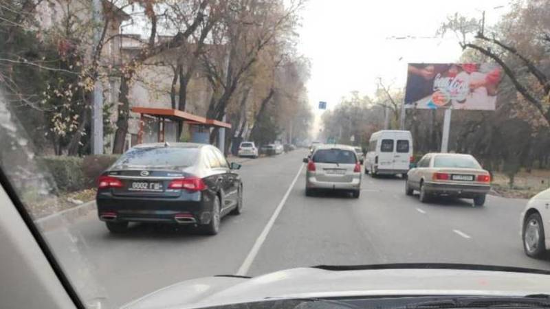 Водитель машины Генштаба выехал на встречку на Московской