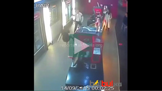 В Казахстане молодой парень избил продавщицу на глазах у своей девушки, - читатель <b><i>(видео)</i></b>