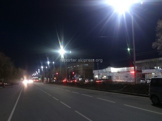 По улице Камская начата работа по установке новых светодиодных светильников от Байтик Баатыра до Малдыбаева