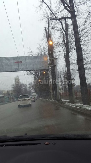 По ул.Куренкеева производились ремонтные работы ЛЭП и замена ламп, - «Бишкексвет»