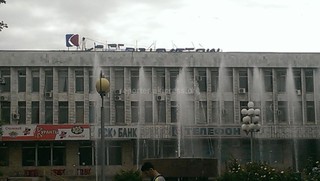 Вывеска «Кыргызтелеком» не падала из-за ветра, а демонтирована для обновления внутренней подсветки, - энергослужба компании
