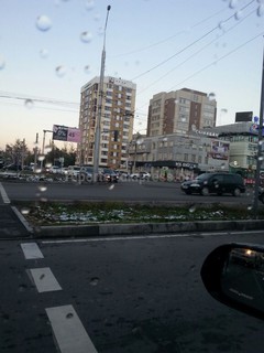 Бишкекчанин просит установить светофор на восточной стороне перекрестка Сухэ-Батора - Токомбаева (фото)