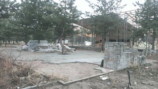 Владельцы заведения в парке Победы должны сами будут демонтировать кафе, - УМС мэрии Бишкека