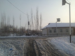 Стоило ли устанавливать светофор перед подъемом в селе Отуз-Адыр Кара-Суйского района? - читатель (фото)