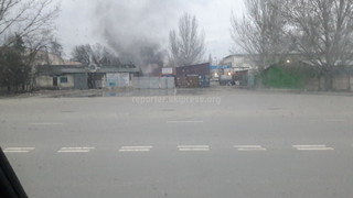 Мэрия Бишкека ответила на жалобу читателя о том, что на улице П.Лумумбы опять жгут мусор