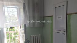 В Сокулукской районной поликлинике туалеты только для сотрудников (видео)