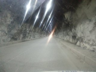 В первом туннеле от Таш-Кумыра приятно ездить, вот бы побольше таких туннелей по КР, - читатель <b>(фото,видео)</b>