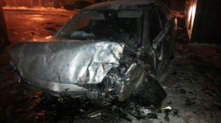 Пьяный водитель «Тойота Авенсис» сбил контейнер на Ошском рынке, водитель пострадал, - читатель <b>(фото)</b>