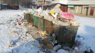 На Широкая-Новосельская нерегулярно вывозят мусор, - житель <b>(фото)</b>