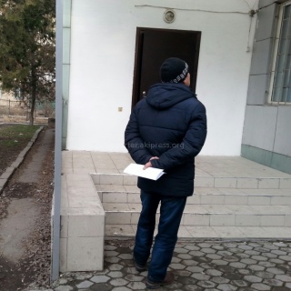 В Бишкеке ПССИ Октябрьского района не имеет вывески, гражданам трудно найти ведомство,- читатель <b><i> (фото) </i></b>