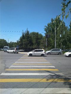 Пешеходный светофор на Южной магистрали—Байтик Баатыра отремонтировали. Горожанин выражает благодарность