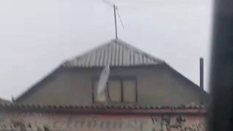 Горожанин жалуется на дым из трубы дома в жилмассиве Дордой. Видео
