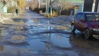 «Бишкекасфальтсервис» заасфальтирует дорогу в переулке Аральский в 2022 году, - мэрия
