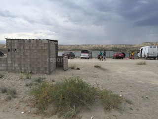 Читатель недоволен антисанитарией и плохим состоянием туалетов возле Соленого озера на Иссык-Куле <b><i>(фото)</i></b>