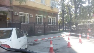 По улице Исанова компания «Роснефть» загородила территорию только для частного пользования, - читатель <b><i>(фото)</i></b>