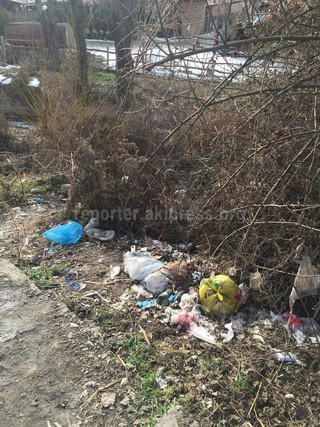Читатель просит не мусорить возле родника в селе Кок-Жар (фото, видео)