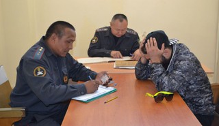 Водитель «БМВ 750» оштрафован на 2 тыс. сомов за тонировку стекол, - УПМ ГУВД Бишкека