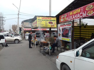 «Бишкекглавархитектура» не выдавала разрешительные документы на кафе, продуктовый магазин и шашлычную на ул.Кулиева