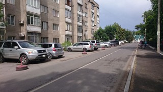 Законно ли появилась парковка в 5 мкр на ул.Мирахимова? - бишкекчанка (фото)