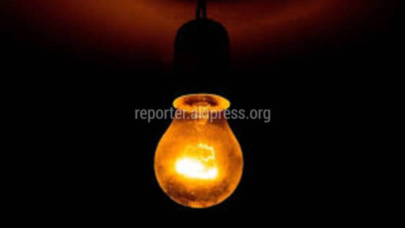 «Түндүкэлектр» окурмандын Ак-Ордо конушунда электр жарыгы маселеси боюнча жооп берилди