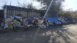 На ул.Субан-Ата в жилмассиве Кара-Жыгач уже три недели не вывозят мусор