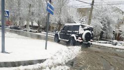 В Бишкеке замечен полностью тонированный «Гелендваген». Фото
