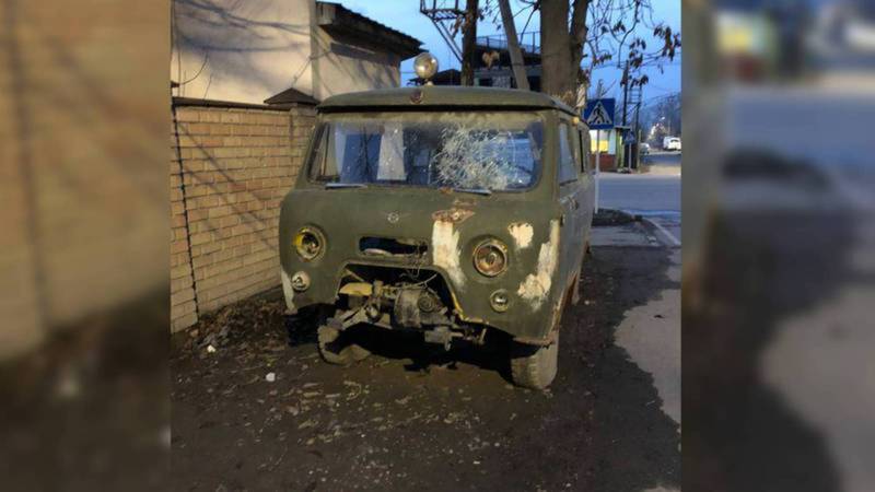Брошенная машина на Тыныстанова-Баялинова будет эвакуирована сегодня, - мэрия
