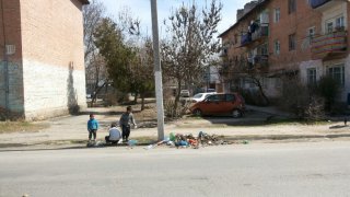 На улицах Жалал-Абада не убирают мусор <b>(фото)</b>