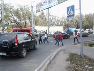 Самые опасные места в Бишкеке: Как перейти дорогу за 20 секунд? <b>(фото, видео)</b>