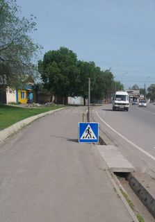 Читатель Алмазбек просит исправить дорожный знак на ул.Алыкулова в Бишкеке (фото)