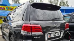 В Бишкеке замечен Lexus LX 570 с тонированными стеклами и штрафами на 18,5 тыс. сомов