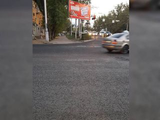 Бишкекчанин просит установить пешеходный светофор на Айтматова-Горького