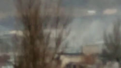 Горожанин жалуется на дым, идущий со стороны гаражей в 12 мкр. Видео