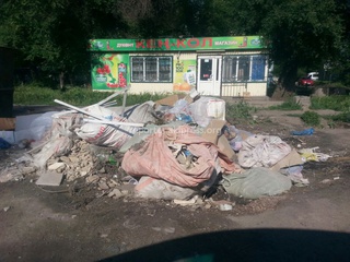 В ряде улиц столицы не убирают мусор,- жители <b><i>(фото)</i></b>