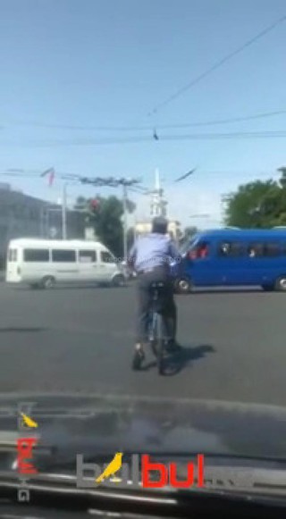 <b>Кыргызча:</b> Бишкекте шайтан араба менен кызмат өтөгөн милиция кызматкерлери да бар, – окурман <b><i>(фото)</i></b>