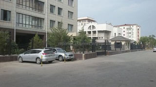 Бишкекглавархитектура не снесла незаконный забор на ул.Жумабека, - горожанин <b><i>(фото)</i></b>
