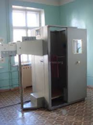В 10 поликлинике Бишкека не работает аппарат флюорографии, - читатель