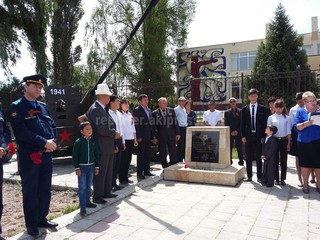 В селе Люксембург прошел митинг и открытие мемориала, посвященного ветеранам ВОВ