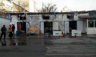 Фото — На ул.Навои в Ош произошел пожар (фото)