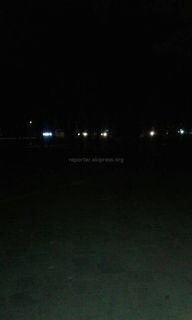На бульваре Эркиндик в Бишкеке ночью нет освещения, - читатель