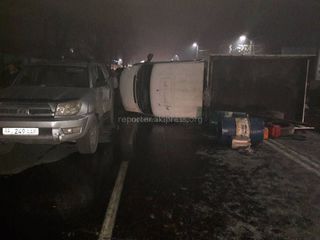 В ДТП на Жибек Жолу с участием 6 автомашин пострадали 3 человека