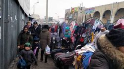 Фото — Стихийная торговля на Ошском рынке