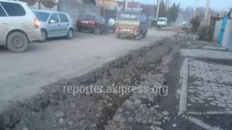 На улице Можайского начались работы по прокладке магистральной канализационной сети